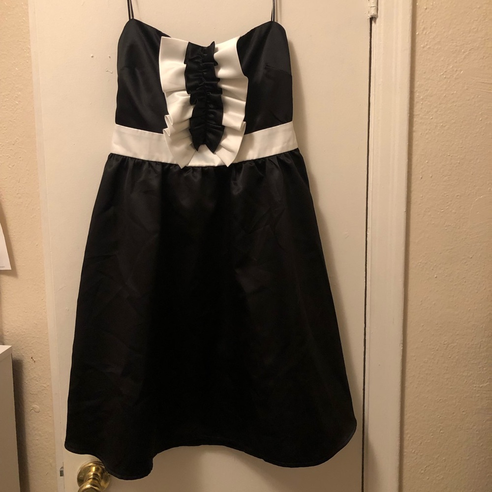 Strapless dress